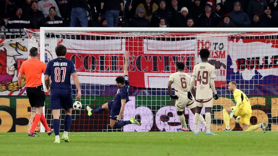 Gonçalo Ramos marcó el 1-0 a los 30 minutos