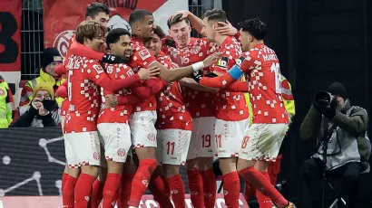 Mainz alcanzó el sexto lugar de la tabla con 22 puntos