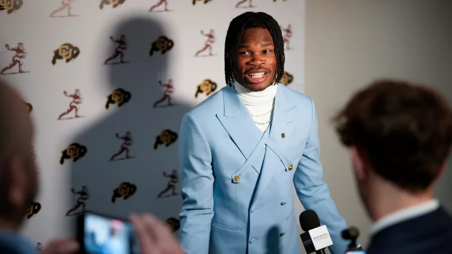 Travis Hunter de Colorado es el ganador del Trofeo Heisman 2024