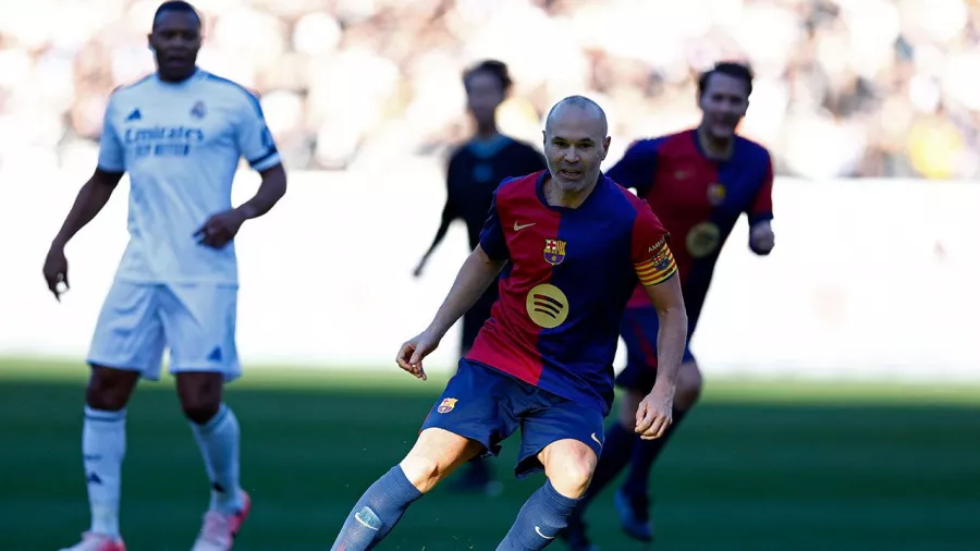 Xavi Hernández y Andrés Iniesta, juntos otra vez contra el Real Madrid