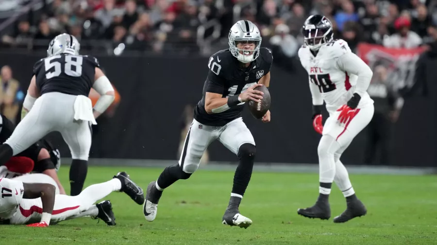 Los Falcons fueron los menos malos y derrotaron a los Raiders