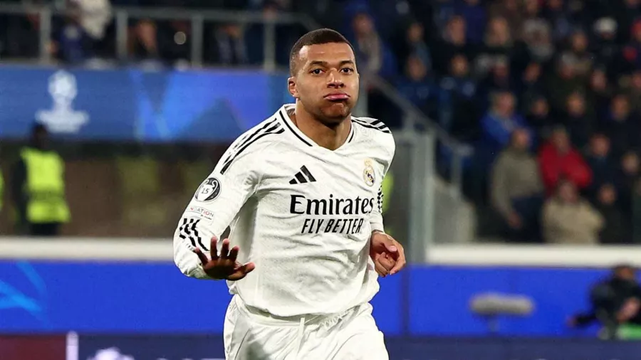 Delantero: Kylian Mbappé