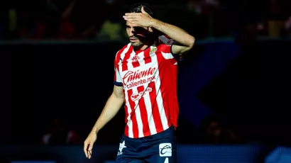 Las 6 bajas inminentes de Chivas para el Clausura 2025