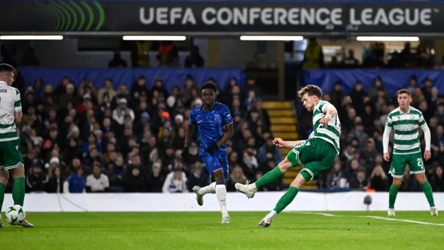 Markus Poom igualó el partido a los 26 minutos