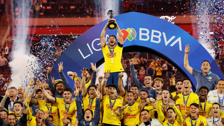 América, tricampeón en la Liga MX: Las ‘Águilas’ se convirtieron en el primer club con tres títulos al hilo desde que se crearon los torneos cortos en México. Derrotaron a Monterrey 3-2 en el global.