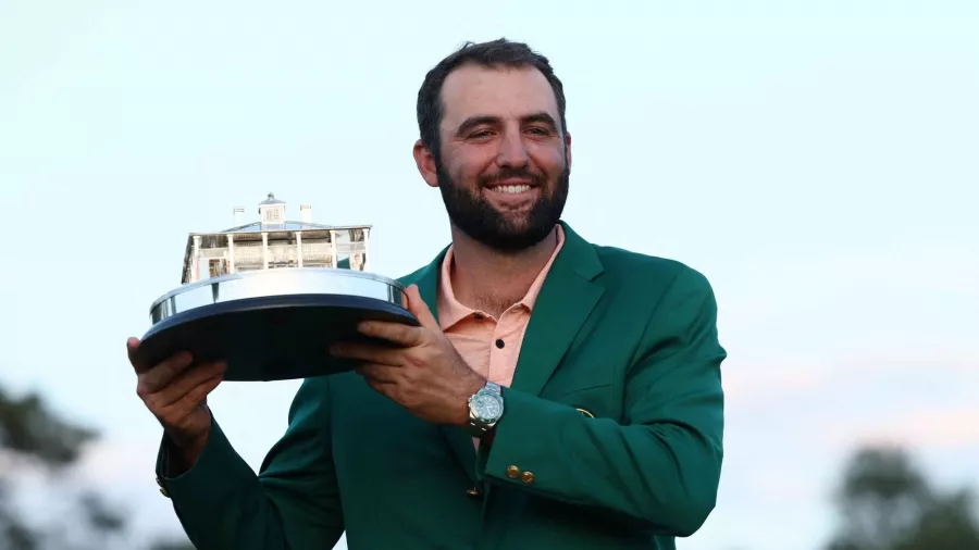 Scottie Scheffler el mejor en el golf: El estadounidense comenzó a ser comparado con Tiger Woods luego de ganar 7 veces en el PGA Tour, incluidos el Masters, el Players y el Tour Championship, además de colgarse el oro olímpico y ganar 29.2 millones de dólares.