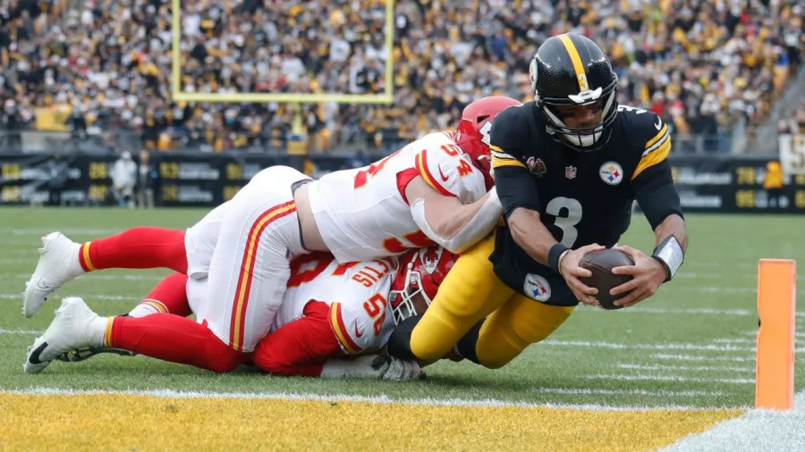 Kansas City Chiefs arrollaron a Pittsburgh Steelers en un día histórico para Travis Kelce