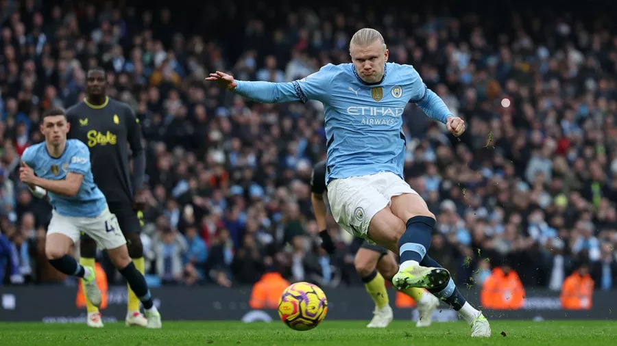 Erling Haaland y un penalti indigno en el último partido del Manchester City en casa