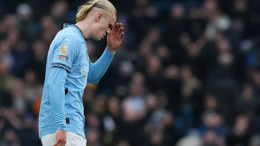 Erling Haaland y un penalti indigno en el último partido del Manchester City en casa