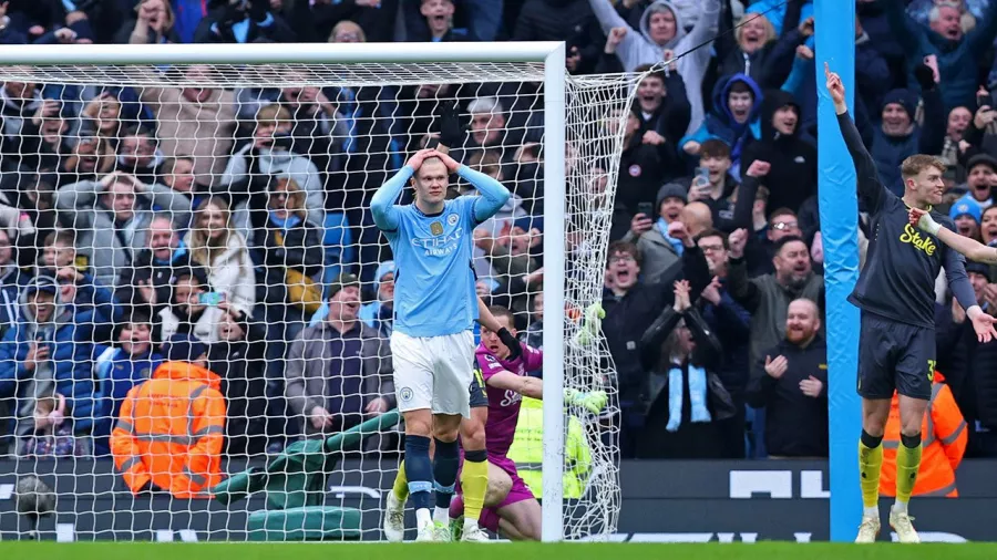 Erling Haaland y un penalti indigno en el último partido del Manchester City en casa