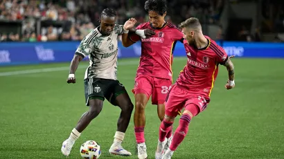 8. El partido más dramático. El 24 de agosto, Portland Timbers y St. Louis SC empataron 4-4, siendo éste el sexto partido de la temporada donde se anotaron 8 goles.