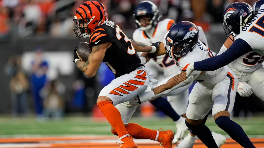 Los Bengals reviven sus esperanzas de playoffs y retrasan las de Broncos