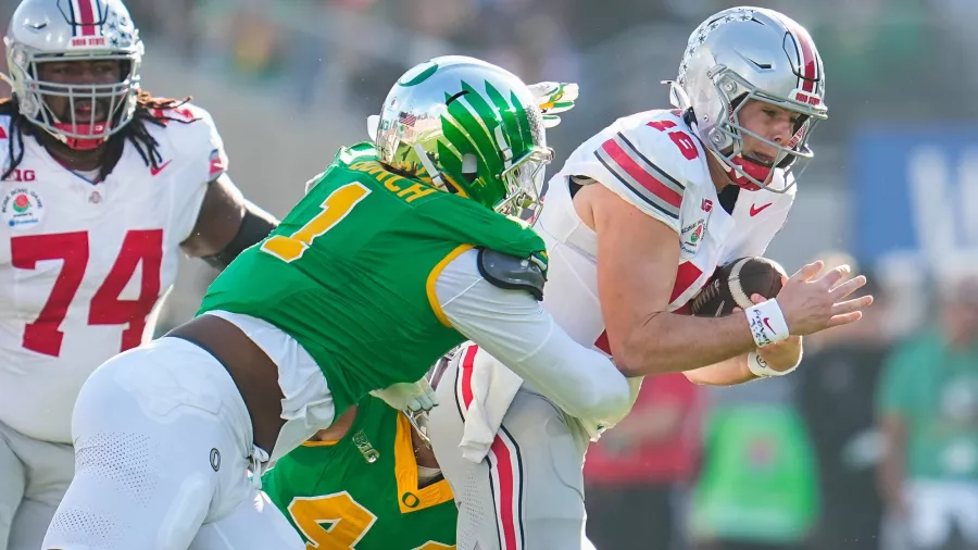 Ohio State avanzó 'caminando' a semifinales