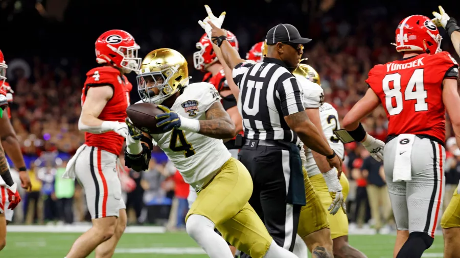 Notre Dame es el último semifinalista del futbol americano colegial