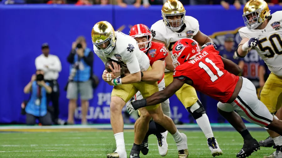 Notre Dame es el último semifinalista del futbol americano colegial