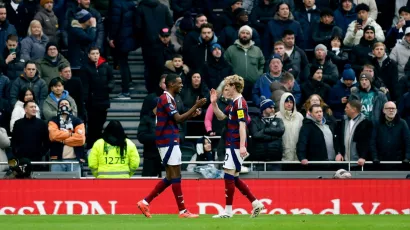 Newcastle venció a Tottenham y escaló en la Premier League