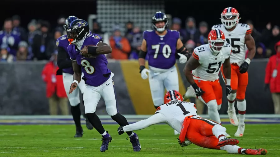 Lamar Jackson tuvo un sábado lleno de historia