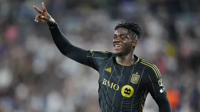 Jesús Murillo, defensa colombiano de 30 años | Los Angeles FC ---> Pachuca