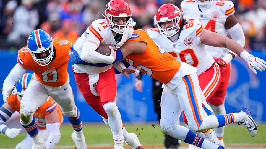 Los Broncos apalearon al segundo equipo de los Chiefs y están en playoffs