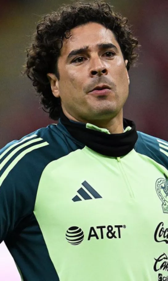 Ya es 2025 y Guillermo Ochoa sigue 'desaparecido' del AVS