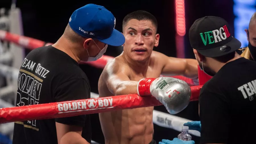 6.Vergil Ortiz vs. Israil Madrimov. Batalla por el título interino del Consejo Mundial de Boxeo en la categoría Superwelter.