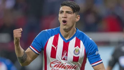 ¡Chivas reúne a sus dos últimos campeones de goleo! Oficial lo de Alan Pulido