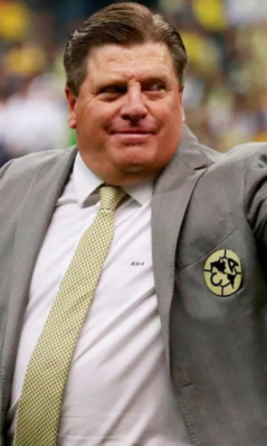 Es oficial: Miguel Herrera, primer mexicano en dirigir a Costa Rica