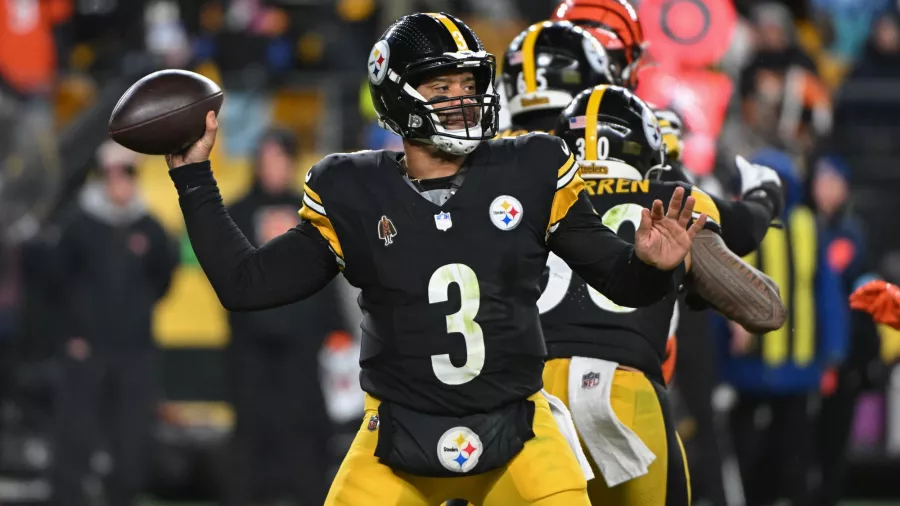 Pittsburgh Steelers, Fortalezas: Cuenta con una poderosa defensiva y una ofensiva con Russell Wilson que vive un segundo aire.  Debilidades: A veces las decisiones de coacheo no son tan claras