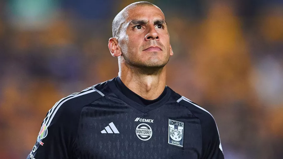 4.	Nahuel Guzmán, portero argentino de Tigres | 38 años; en febrero cumple 39