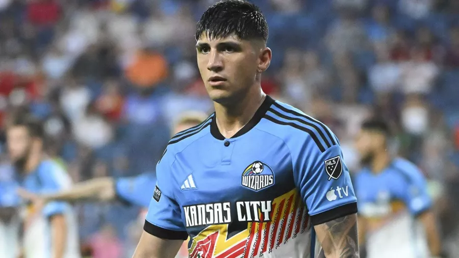 Alan Pulido, delantero de 33 años | Hecho. El goleador volvió tras cinco años en Kansas City