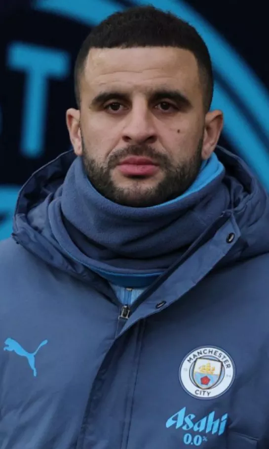 Kyle Walker abre la puerta y pide su salida de Manchester City