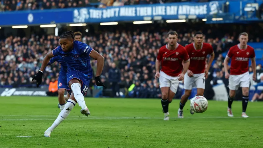 Christopher Nkunku falló un penal a los 17 minutos