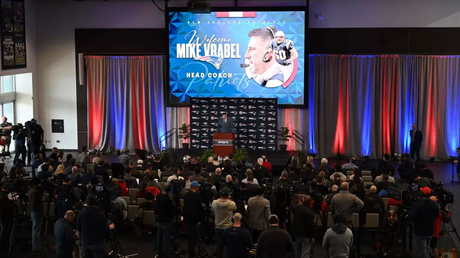 Mike Vrabel quiere recuperar el 'Patriot Way'