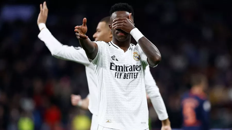 Kylian Mbappé y Vinícius Júnior dejaron la mesa puesta para el Real Madrid