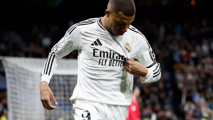 Kylian Mbappé y Vinícius Júnior dejaron la mesa puesta para el Real Madrid