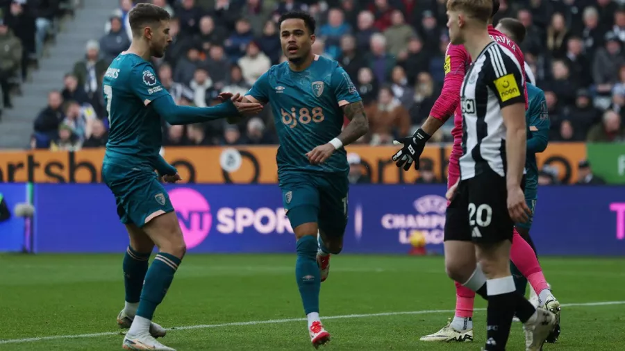 Newcastle 1-4 Bournemouth