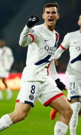 Paris Saint-Germain remontó a Lens y sigue invicto en la Ligue 1