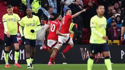 Pasan las jornadas y Nottingham Forest sigue en lo alto de la Premier League