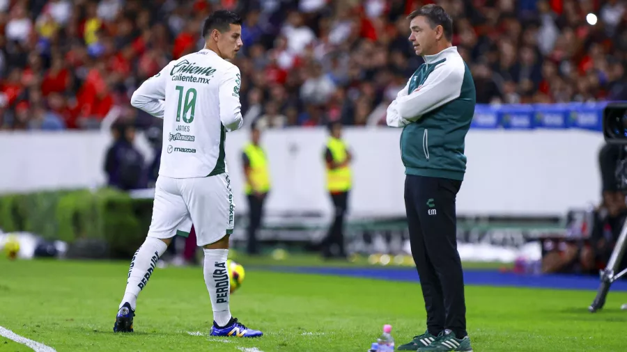 James Rodríguez se presentó en el futbol mexicano