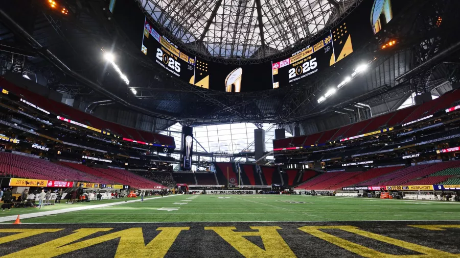 Atlanta ya vibra para la final del futbol americano colegial