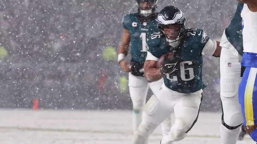 Saquon Barkley fue el amo de la nieve en Philadelphia