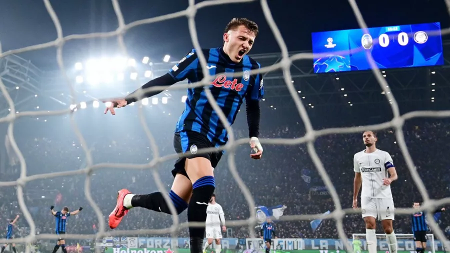 Atalanta se une al club de las 'manitas' en Champions League