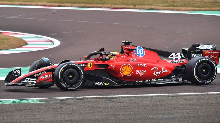 Lewis Hamilton y su primer día con un monoplaza de Ferrari