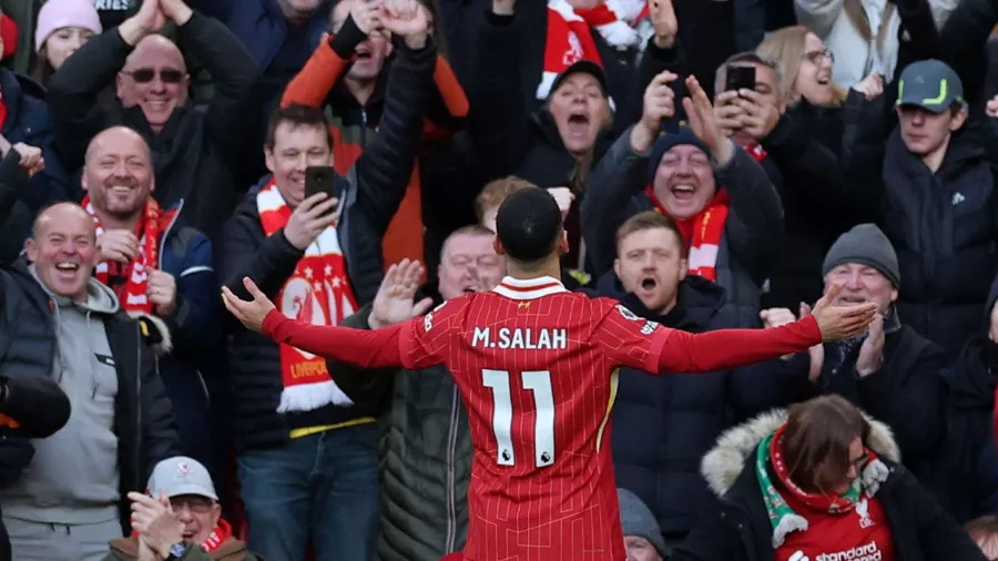 Este gol marcó un doble hito, pues de paso llegó a 176 goles en la Premier League y superó los 175 del legendario Thierry Henry.