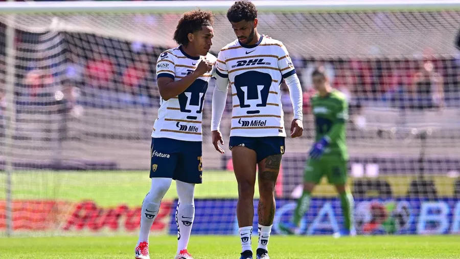 Adalberto Carrasquilla debuta en el futbol mexicano con Pumas