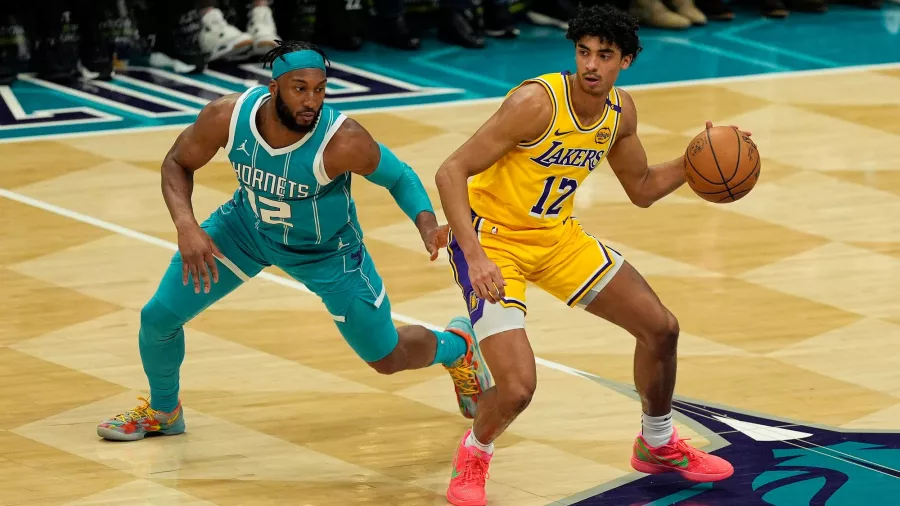 Anthony Davis jugó en 'modo bestia' en la victoria de los Lakers