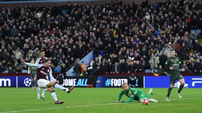 Rogers anotó su tercero de la noche al 90+´1 y Aston Villa avanzó directo a octavos de final de la Champions League con 16 puntos