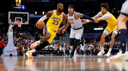 Los Lakers lucieron imponentes ante los Wizards