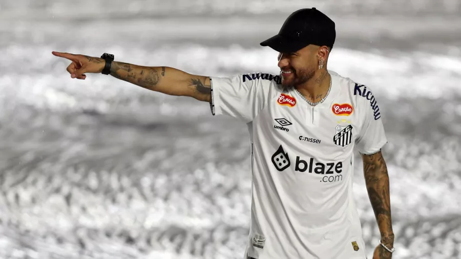 El príncipe regresó a casa, Neymar fue presentado por Santos