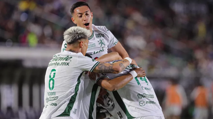 León derrotó 2-1 a domicilio a Mazatlán